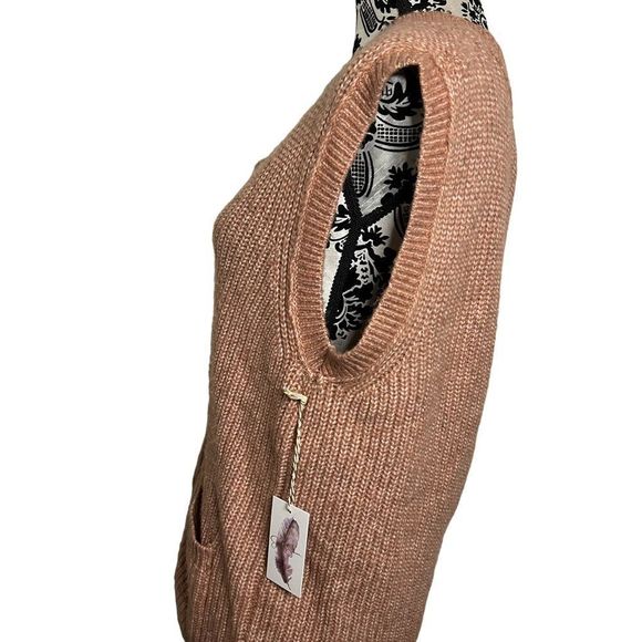 Jessica Simpson Sweater Vest - Picture 3 of 6